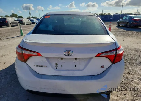 2015 Toyota Corolla L z USA, uszkodzony, nr VIN 2T1BURHE0FC426593